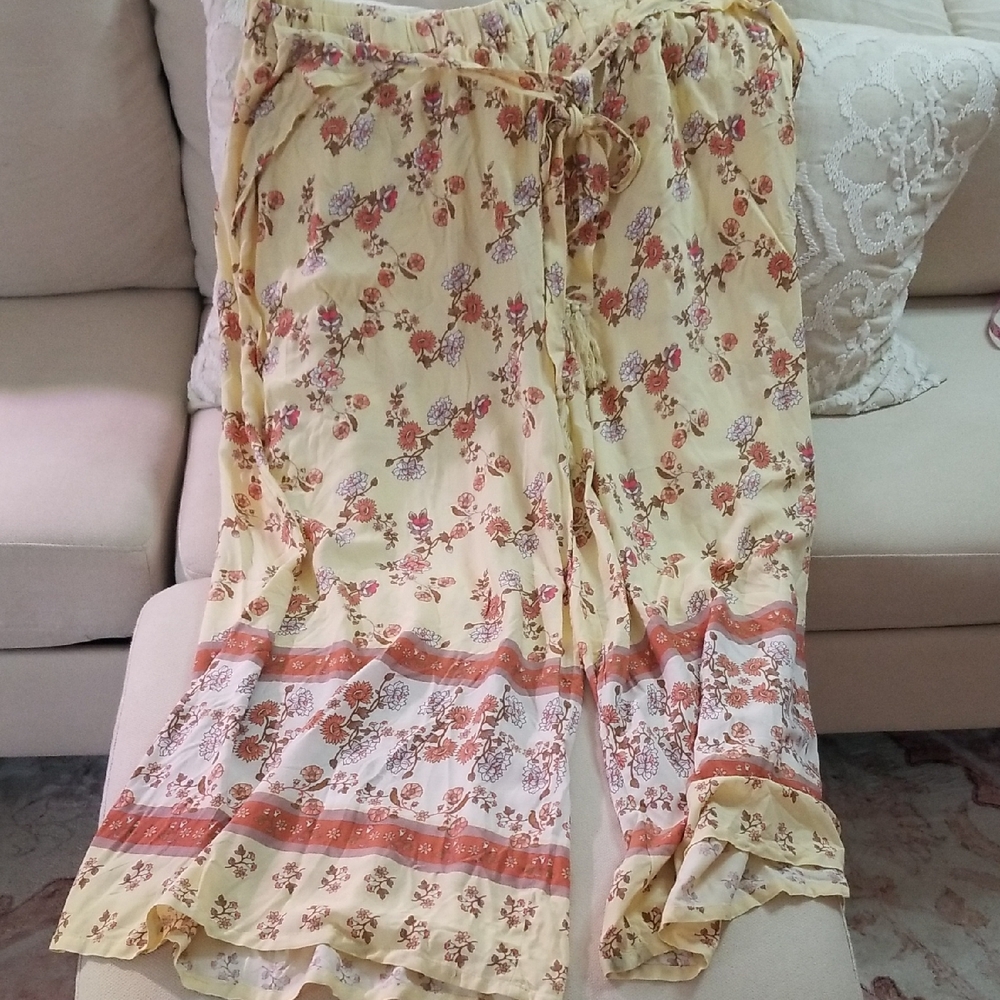 City Chic Floral Wide-Leg Pants